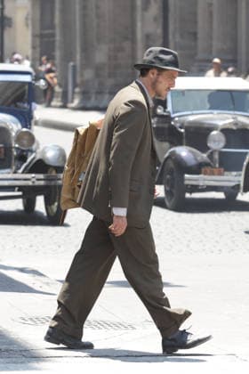 April 3, 2026, Mexico City, Ciudad de Mexico, Mexico: American Actor Pedro Pascal on the filming set for the movie De Noche by director Todd Haynes at Mexico City center. on April 3, 2026 in Mexico City, Mexico. Mexico City Mexico  - ZUMAe321 20260403_zea_e321_003 Copyright: xIsmaelxRosasx