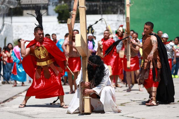 Inmates perform Via Crucis inside prison during Holy Week in Mexico City MEXICO CITY, MEXICO - APRIL 03: Inmates perform the Via Crucis or Way of the Cross in one of the yards of the Reclusorio Preventino Varonil Oriente, a men s prison in Mexico City, Mexico on April 03, 2026. Dozens of inmates participate in the Via Crucis following months of preparation as part of a social reintegration program during Holy Week. Daniel Cardenas Anadolu Mexico City Mexico. Editorial use only. Please get in touch for any other usage.  Copyright: x2026xAnadoluxDanielxCardenasx