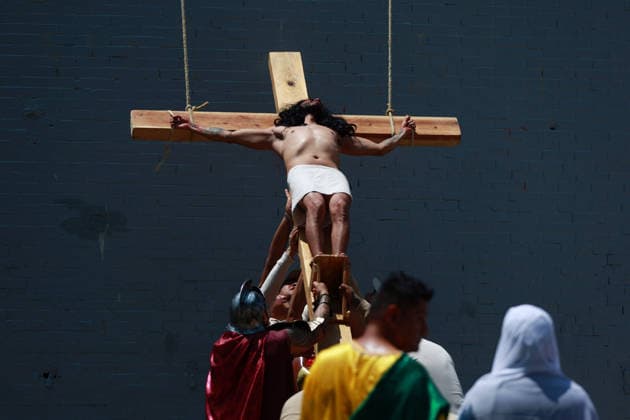 Inmates perform Via Crucis inside prison during Holy Week in Mexico City MEXICO CITY, MEXICO - APRIL 03: Inmates perform the Via Crucis or Way of the Cross in one of the yards of the Reclusorio Preventino Varonil Oriente, a men s prison in Mexico City, Mexico on April 03, 2026. Dozens of inmates participate in the Via Crucis following months of preparation as part of a social reintegration program during Holy Week. Daniel Cardenas Anadolu Mexico City Mexico. Editorial use only. Please get in touch for any other usage.  Copyright: x2026xAnadoluxDanielxCardenasx