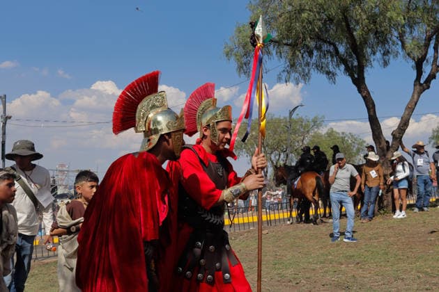 183rd Reenactment of the Passion of Christ in Iztapalapa A person representing Roman soldier taking part during the 183rd Reenactment of the Passion of Christ for Holy Week celebrations. The Reenactment of the Passion of Christ in Iztapalapa is the most emblematic in Mexico with 183 years of history. on April 3, 2026 in Mexico City, Mexico. (Photo by Carlos Santiago Eyepix Group) Copyright: xCarlosxSantiagox xEyepixxGroupx CS_03042026_179945