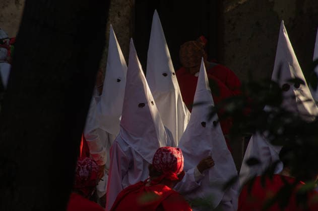 Brotherhoods penitents prepare before the start the procession of silence for Holy Week celebrations in Temple of Santa Cruz celebrating 60 years of tradition. As Easter approaches, honors one of the solemn religious traditions, the funeral march, know as Silence Procession. on April 3, 2026 in Queretaro, Mexico. Queretaro Mexico  - ZUMAe321 20260403_zia_e321_087 Copyright: xJosexCarrerax