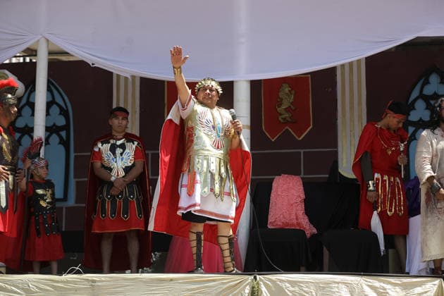 A person representing Roman Emperor taking part during the 40th anniversary of the Passion of Christ at Tenorios neighborhood in Iztapalapa . on April 3, 2026 in Mexico City, Mexico. Mexico City Mexico - ZUMAe321 20260403_zia_e321_133 Copyright: xIanxRoblesx