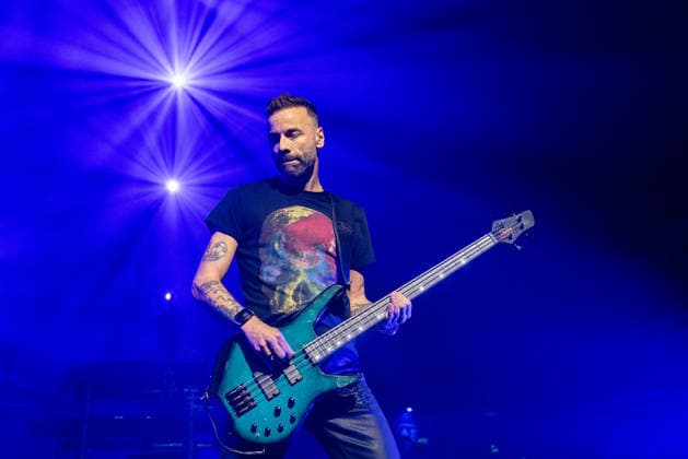 Muse Play O2 Academy Brixton London - 3 Apr 2026 Chris Wolstenholme of Muse rock band, performs live on stage at the O2 Academy Brixton London. Muse played an intimate album launch show at the O2 Academy Brixton London on April 3rd to celebrate their 10th studio album The Wow! Signal The Album will be released later this year. Muse are Matt Bellamy, Chris Wolstenholme and Dominic Howard. London United Kingdom Copyright: xBonniexBritainx xSOPAxImagesx MUS02177