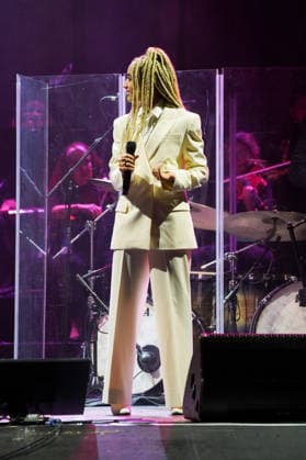 Monroe Monroe Vata Rigby Concert Josh Groban Gems World Tour 2026 at the Grand Rex in Paris, France, on April 3, 2026 Anne Sophie Guebey Bestimage Concert Josh Groban Gems World Tour 2026 at the Grand Rex in Paris, France, on April 3, 2026 Paris France  Copyright: xAnne-SophiexGuebeyx xBestimagexAnne-SophiexGuebeyx xBestimagex