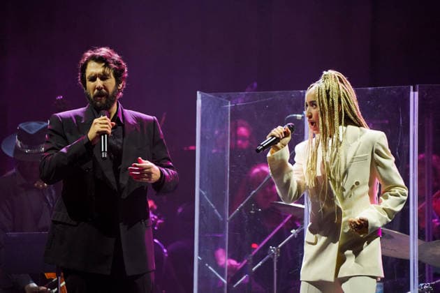 Josh Groban, Monroe Monroe Vata Rigby Concert Josh Groban Gems World Tour 2026 at the Grand Rex in Paris, France, on April 3, 2026 Anne Sophie Guebey Bestimage Concert Josh Groban Gems World Tour 2026 at the Grand Rex in Paris, France, on April 3, 2026 Paris France  Copyright: xAnne-SophiexGuebeyx xBestimagexAnne-SophiexGuebeyx xBestimagex
