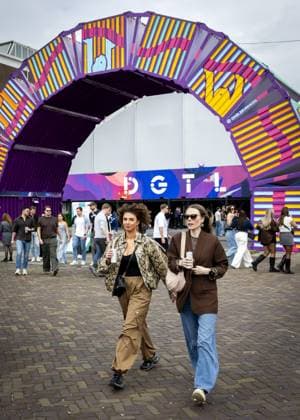 AMSTERDAM - Crowd during DGTL Amsterdam at the NDSM Wharf. Dozens of DJs perform at the two-day electronic music festival. SEM VAN DER WAL ANP netherlands out - belgium out  Copyright: xx x555021755x originalFilename: 555021755.jpg