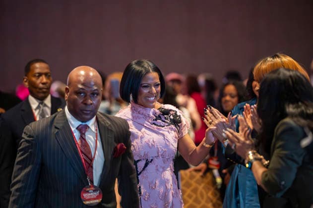 April 4, 2026, Philadelphia, Pennsylvania, United States: TAMRON HALL, American broadcast journalist, television talk show host and author is escorted to the stage to receive the during the WDAS-FM tenth annual Women Of Excellence Legend award at the luncheon held at the Philadelphia Sheraton Philadelphia United States - ZUMArf1_ 20260404_zaf_rf1_001 Copyright: xRickyxFitchettx