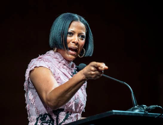 April 4, 2026, Philadelphia, Pennsylvania, United States: TAMRON HALL, American broadcast journalist, television talk show host and author, speaking at the WDAS-FM tenth annual Women Of Excellence Legend award at the luncheon held at the Philadelphia Sheraton Philadelphia United States - ZUMArf1_ 20260404_zaf_rf1_015 Copyright: xRickyxFitchettx