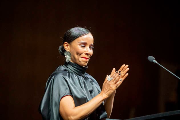 April 4, 2026, Philadelphia, Pennsylvania, United States: R&B singer, songwriter, VIVIAN GREEN, speaking at the WDAS-FM tenth annual Women Of Excellence awards luncheon where she received the Trailblazing award at the Philadelphia Sheraton Philadelphia United States - ZUMArf1_ 20260404_zaf_rf1_036 Copyright: xRickyxFitchettx