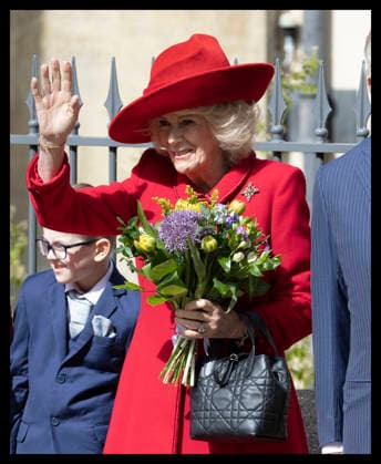 . 05 04 2026. Windsor , United Kingdom. Queen Camilla leaving the Easter Sunday church service at Windsor Castle , United Kingdom.  xStephenxLockx xi-Imagesx IIM-26682-0093