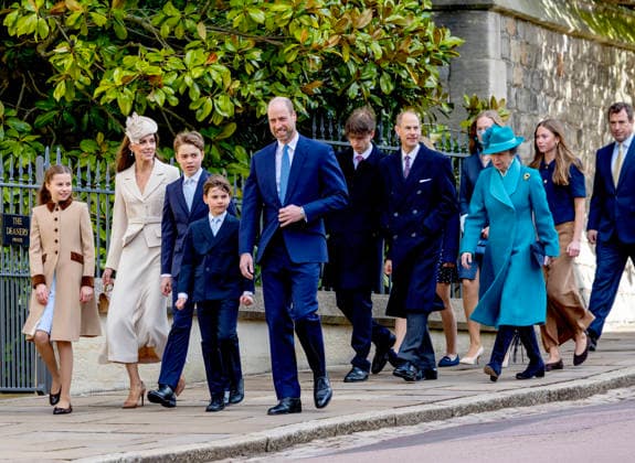 05-04-2026 England Prince of Wales, William and Prince George, the Princess of Wales, Catherine and Prince Louis and Princess Charlotte attend the Easter Mattins Service at St. Georges Chapel, Windsor Castle on Easter Sunday in Windsor, Berkshire, UK. Â  Copyright: xPPEx