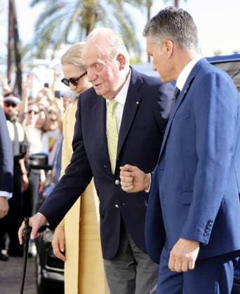 Spanish Emeritus King Juan Carlos I and Infanta Elena attending bullfighting fair in Sevilla on Sunday, 5 April 2026 Cordon Press 