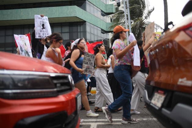 March for the Sea protest held in Veracruz against oil spills VERACRUZ, MEXICO - APRIL 5: Protesters march along the waterfront of the Port of Veracruz during the March for the Sea demonstration against hydrocarbon spills in Veracruz, Mexico, on April 5, 2026. Rolando Ramos Anadolu Veracruz Mexico. Editorial use only. Please get in touch for any other usage.  Copyright: x2026xAnadoluxRolandoxRamosx