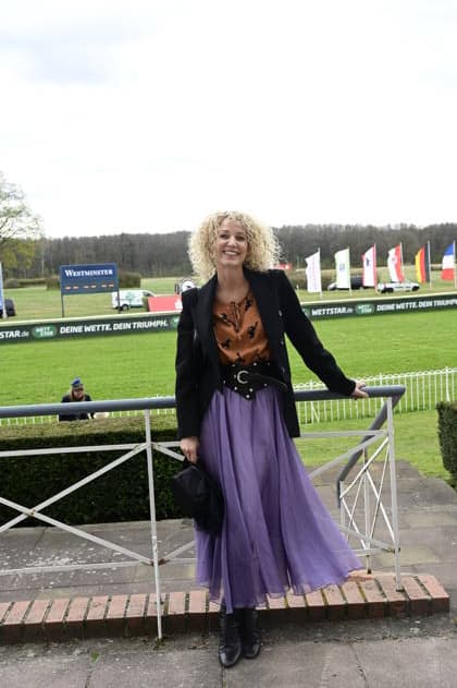 Aline von Drateln at the grand opening of the 2026 season at Hoppegarten racecourse Berlin, 05 04 2026 Copyright: xMatthiasxWehnertx