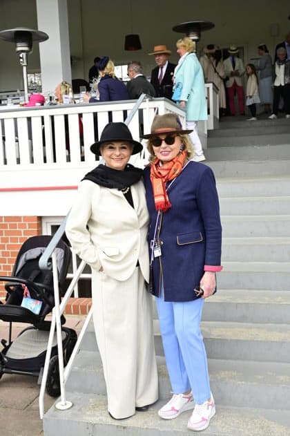 Dagmar Frederic and Tini Gräfin von Rothkirch at the grand opening of the 2026 season at Hoppegarten racecourse Berlin, 05 04 2026 Copyright: xMatthiasxWehnertx
