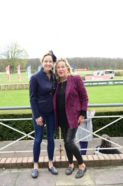 Sandra Sophie Gräfin von Faber Castell with mother Kerstin Woltmann at the grand opening of the 2026 season at Hoppegarten racecourse Berlin, 05 04 2026 Copyright: xMatthiasxWehnertx