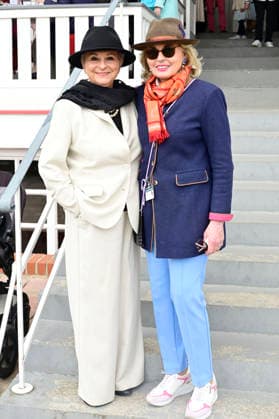 Dagmar Frederic and Tini Gräfin von Rothkirch at the grand opening of the 2026 season at Hoppegarten racecourse Berlin, 05 04 2026 Foto:xM.xWehnertx xFuturexImagex hoppegarten_6411