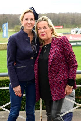 Sandra Sophie Gräfin von Faber Castell with mother Kerstin Woltmann at the grand opening of the 2026 season at Hoppegarten racecourse Berlin, 05 04 2026 Foto:xM.xWehnertx xFuturexImagex hoppegarten_6432