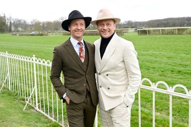 Tom Schilling and Roman Knizka at the grand opening of the 2026 season at Hoppegarten racecourse Berlin, 05 04 2026 Foto:xM.xWehnertx xFuturexImagex hoppegarten_6436