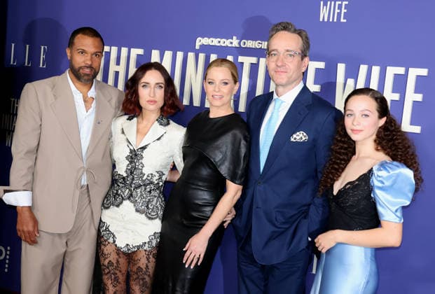 Entertainment Bilder des Tages #2 The Miniature Wife TV Series Premiere, Los Angeles, California, USA - 06 Apr 2026 O-T Fagbenle, Zoe Lister-Jones, Elizabeth Banks, Matthew Macfadyen and Sofia Rosinsky at the Peacock s TV Series premiere of The Miniature Wife held at DGA Theater in Hollywood, USA on April 6, 2026., Credit:Lumeimages.com Avalon USA, California, Hollywood, Los Angeles, CA, USA  Copyright: xLumeimages.comx xAvalonx 1089155829