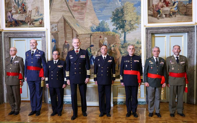 The King receives Major Generals and Vice Admirals King Felipe VI receives in audience a group of Major Generals and Vice Admirals, at the Royal Palace of El Pardo, on April 7, 2026, in Madrid Spain The audience is part of the recognition of the general officers who are taking on new responsibilities at the head of operational and support structures of the Armed Forces 07 APRIL 2026 Marta Ferná Madrid Madrid Madrid Spain  Copyright: xMartaxFernandezx 7419716