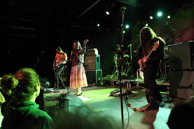 Tom Dowse, Florence Shaw and Lewis Maynard, from left, from the band Dry Cleaning at a concert at Festsaal Kreuzberg in Berlin, April 7, 2026 Dry Cleaning concert Berlin