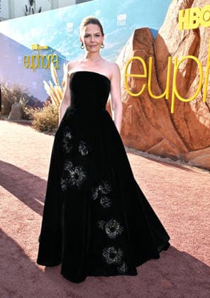 ˜Euphoria™ S3 Los Angeles Premiere Jennifer Morrison arriving to the season 3 Euphoria Los Angeles premiere held at the TCL Chinese Theatre on April 07, 2026 in Hollywood, CA. Hollywood TCL Chinese Theatre California USA Copyright: xLisaxOConnorx xAFF-USA.comx