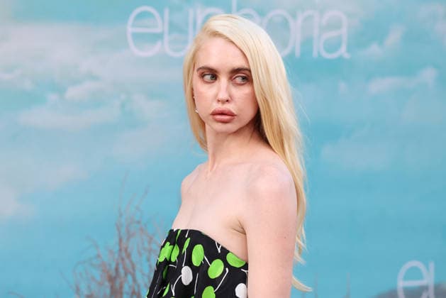 Los Angeles Premiere Of HBO s Euphoria Season 3 Chloe Cherry at the Los Angeles Premiere Of HBO s Euphoria Season 3 held at the TCL Chinese Theatre IMAX on April 7, 2026 in Hollywood, Los Angeles, California, United States., Credit:Xavier Collin Avalon UK, California, Hollywood  Copyright: xXavierxCollinx xAvalonx 1089361822