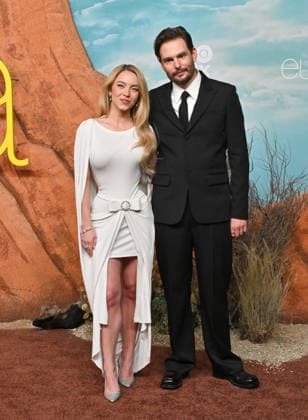 ˜Euphoria™ S3 Los Angeles Premiere Sydney Sweeney and Sam Levinson arriving to the season 3 Euphoria? Los Angeles premiere held at the TCL Chinese Theatre on April 07, 2026 in Hollywood, CA. Hollywood TCL Chinese Theatre California USA Copyright: xLISAxOConnorx xAFF-USA.comx