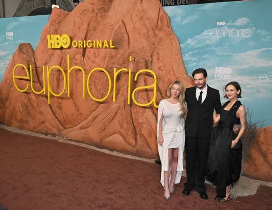 Sydney Sweeney, Sam Levinson, Maude Apatow at arrivals for EUPHORIA Third Season Premiere, TCL Chinese Theatre, Los Angeles, CA, April 07, 2026. Photo By: Michael Mattes Everett Collection EUPHORIA Third Season Premiere PUBLICATIONXNOTxINxCANxCHNxFRAxITAxJPNxNORxPOLxRUSxESPxUKxUSA