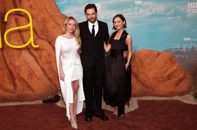Red carpet of Los Angeles Season 3 premiere of HBO s Euphoria Featuring: Sydney Sweeney, Sam Levinson, Maude Apatow Where: Los Angeles, California, United States When: 07 Apr 2026 Credit: Faye s Vision Cover Images EDITORIAL USE ONLY. NOT FOR USE BY NEWSPAPERS BASED IN THE UK. Copyright: xx coverimg55603949