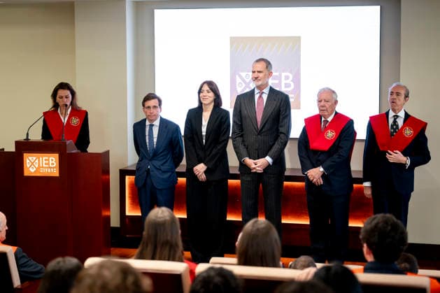 The King presides over the inauguration of the new IEB university campus The Minister of Science, Innovation and Universities, Diana Morant c , King Felipe VI d and the Mayor of Madrid, José Luis Martínez Almeida i , during the inauguration of the new university campus of the Instituto de Estudios Bursátiles IEB , on April 8, 2026, in Madrid Spain Although the University Campus of the Instituto de Estudios Bursátiles IEB has been officially inaugurated today, it started its activity in 1989, as a Business School that launched the first Master in Stock Exchange and Financial Markets in Spain and in the Spanish-speaking world 08 APRIL 2026 A Pé Madrid Madrid Spain Copyright: xA.xPÃ rezxMecax 7422771