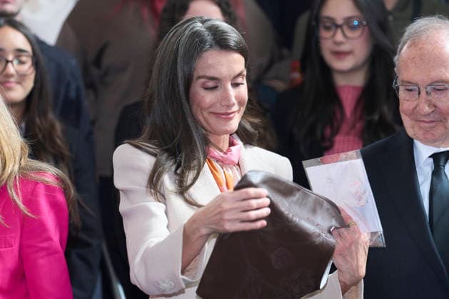 08-04-2026 Madrid Queen Letizia attended the 10th anniversary of the Young Talent program, the Talento Joven y Talento Joven Movilidad, at the Spanish Chamber of Commerce in Madrid. No Spain Â  Copyright: xPPEx