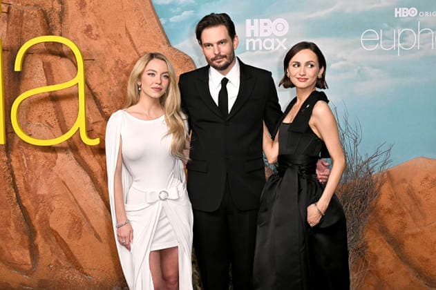 Sydney Sweeney, Sam Levinson and Maude Apatow at the premiere of season 3 of the HBO series Euphoria at the TCL Chinese Theatre Los Angeles, 07 04 2026 Foto:xD.xStarbuckx xFuturexImagex euphoria_6634