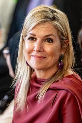 Queen Maxima visits the Amsterdam North community center. Amsterdam, the Netherlands. 08 Apr 2026 Queen Maxima visits De Bol community center. This community center receives support from the Oranjefonds, of which the queen is patroness of. Amsterdam The Netherlands  Copyright: xMischaxSchoemakerx