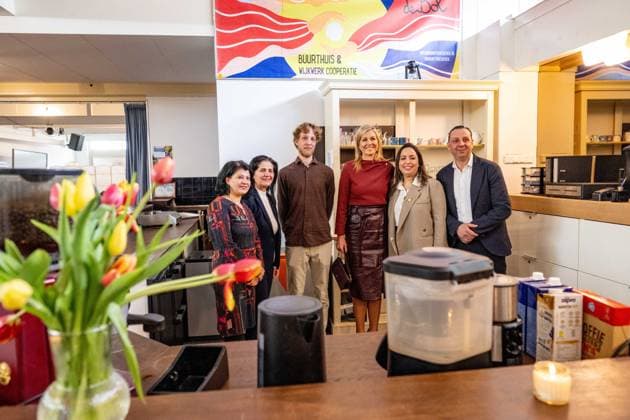 Queen Maxima visits the Amsterdam North community center. Amsterdam, the Netherlands. 08 Apr 2026 Queen Maxima visits De Bol community center. This community center receives support from the Oranjefonds, of which the queen is patroness of. Amsterdam The Netherlands  Copyright: xMischaxSchoemakerx
