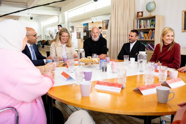 Queen Maxima visits the Amsterdam North community center. Amsterdam, the Netherlands. 08 Apr 2026 Queen Maxima visits De Bol community center. This community center receives support from the Oranjefonds, of which the queen is patroness of. Amsterdam The Netherlands  Copyright: xMischaxSchoemakerx