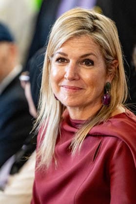 Queen Maxima visits the Amsterdam North community center. Amsterdam, the Netherlands. 08 Apr 2026 Queen Maxima visits De Bol community center. This community center receives support from the Oranjefonds, of which the queen is patroness of. Amsterdam The Netherlands  Copyright: xMischaxSchoemakerx