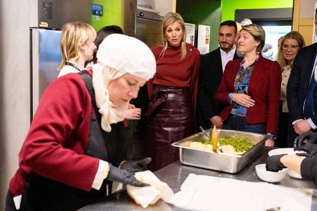 Queen Maxima visits the Amsterdam North community center. Amsterdam, the Netherlands. 08 Apr 2026 Queen Maxima visits De Bol community center. This community center receives support from the Oranjefonds, of which the queen is patroness of. Amsterdam The Netherlands  Copyright: xMischaxSchoemakerx