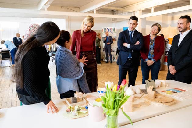 Queen Maxima visits the Amsterdam North community center. Amsterdam, the Netherlands. 08 Apr 2026 Queen Maxima visits De Bol community center. This community center receives support from the Oranjefonds, of which the queen is patroness of. Amsterdam The Netherlands  Copyright: xMischaxSchoemakerx
