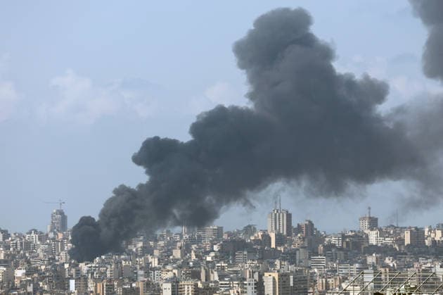 Israeli military carried out on Beirut BEIRUT, LEBANON - APRIL 8: Smoke rises over residential area following the Israeli attack on Beirut, Lebanon on April 8, 2026. Houssam Shbaro Anadolu Beirut Lebanon. Editorial use only. Please get in touch for any other usage.  Copyright: x2026xAnadoluxHoussamxShbarox