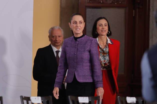 Mexico™s President Claudia Sheinbaum News Conference Mexico™s President Claudia Sheinbaum Pardo speaks about the plan to advance energy sovereignty and the decision to develop natural gas, during a news conference at the National palace. on April 8, 2026 in Mexico City, Mexico. (Photo by Carlos Santiago Eyepix Group) Copyright: xCarlosxSantiagox xEyepixxGroupx CS_08042026_180250