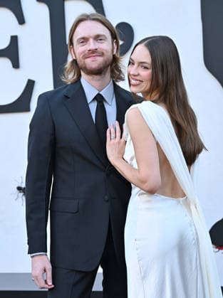 ˜Beef™ season 2 World Premiere Finneas O Connell and Claudia Sulewski arriving to ˜Beef™ season 2 World Premiere at Egyptian Theatre on April 08, 2026 in Hollywood, CA. Hollywood Egyptian Theatre California USA Copyright: xLISAxOConnor AFF-USA.comx