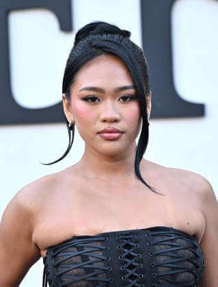 ˜Beef™ season 2 World Premiere Sunisa Lee arriving to ˜Beef™ season 2 World Premiere at Egyptian Theatre on April 08, 2026 in Hollywood, CA. Hollywood Egyptian Theatre California USA Copyright: xLISAxOConnor AFF-USA.comx