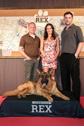 Maximilian Brückner, Doris Golpashin and Ferdinand Seebacher with Rex at the premiere of the first of six feature-length episodes of the SAT 1 series Kommissar Rex in the Astor Film Lounge at Arri Kino Munich, 08 04 2026 Foto:xN.xKolinzx xFuturexImagex rex_6407