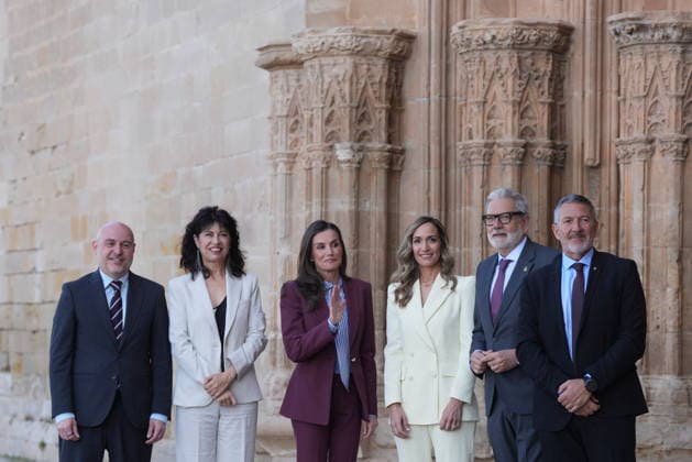 Queen Letizia meets with the Associació de Dones Empresàries Queen Letizia, accompanied by the president of the Association, Laia Rogel 3d , the Minister of Equality, Ana Redondo 2i , the delegate of the Government in Catalonia, Carlos Prieto i , the mayor of Lleida, Félix Larrosa 2d , and the Minister of Enterprise, Miquel Sàmper d , meets with the Associació de Dones Empresàries de Lleida, a 9 de abril de 2026, en Lleida, Catalunya Espana The meeting, held in the Seu Vella de Lleida and behind closed doors, is part of the acts of the 20th anniversary of the association and precedes the delivery of the XVI Premis Ap Lleida, which recognize the leadership and career of businesswomen and professionals in the territory 09 APRIL 2026 Lleida,  Copyright: xDavidxZorrakinox 7425469