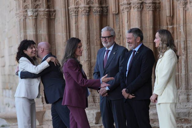 Queen Letizia meets with the Association of Women Entrepreneurs Queen Letizia c , accompanied by the president of the Association, Laia Rogel d , the Minister of Equality, Ana Redondo i , the delegate of the Government in Catalonia, Carlos Prieto 2i , the mayor of Lleida, Felix Larrosa c , and the Minister of Enterprise, Miquel Sàmper 2d , meets with the Association of Women Entrepreneurs of Lleida, a 9 de abril de 2026, en Lleida, Catalunya Espana The meeting, held in the Seu Vella de Lleida and behind closed doors, is part of the events of the 20th anniversary of the association and precedes the delivery of the XVI Premis Ap Lleida, which recognize the leadership and career of businesswomen and professionals in the territory 09 APRIL 202  Copyright: xDavidxZorrakinox 7425487