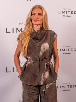 April 9, 2026, Madrid, Madrid, Spain: ESTHER CANADAS poses at the photocall during the presentation of the new Woman Limited El Corte Ingles campaign, 09 April 2026, in Madrid, Spain. Madrid Spain  - ZUMAc312 20260409_zsp_c312_029 Copyright: xOscarxManuelxSanchezx
