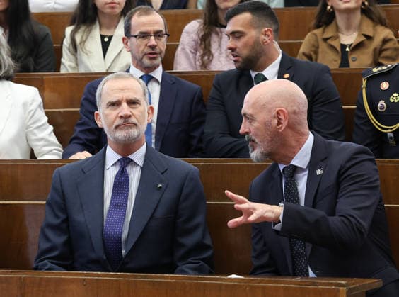 The King defends international law against the use of force before university students King Felipe VI i , accompanied by the rector of the Complutense University of Madrid, Joaquín Goyache d , presides over the commemoration of the 60th anniversary of the International Covenant on Civil and Political Rights and the International Covenant on Economic, Social and Cultural Rights, The two covenants were adopted by the United Nations General Assembly on December 16, 1966 and entered into force on January 3, 1976 Together with the Universal Declaration of Human Rights, they comprise what jurists consider the International Bill of Human Rights 09 APRIL 2026 Marta Ferná Madrid Madrid Espana  Copyright: xMartaxFernandezx 7425688