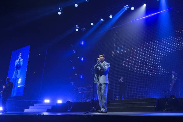 Music Concert - Fulminacci - Palazzacci Tour 2026 Fulminacci - stage name of Filippo Uttinacci - performs live during the concert of Palazzacci Tour 2026 on stage of Palazzo dello Sport on April 09, 2026 in Rome, Italy Rome Palazzo dello Sport Italy Copyright: xRobertoxBettacchix xLiveMediax LPM_2381149